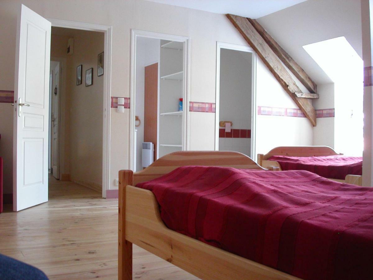 Gite De La Cour Campandré-Valcongrain Kamer foto